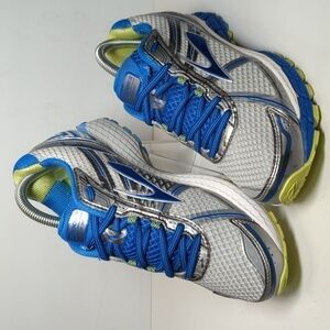 Brooks GTS 15 Adrenal Line running walking sneakers womans size 8W